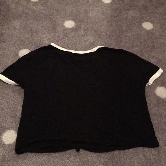 Black tee - Picture 4 of 4